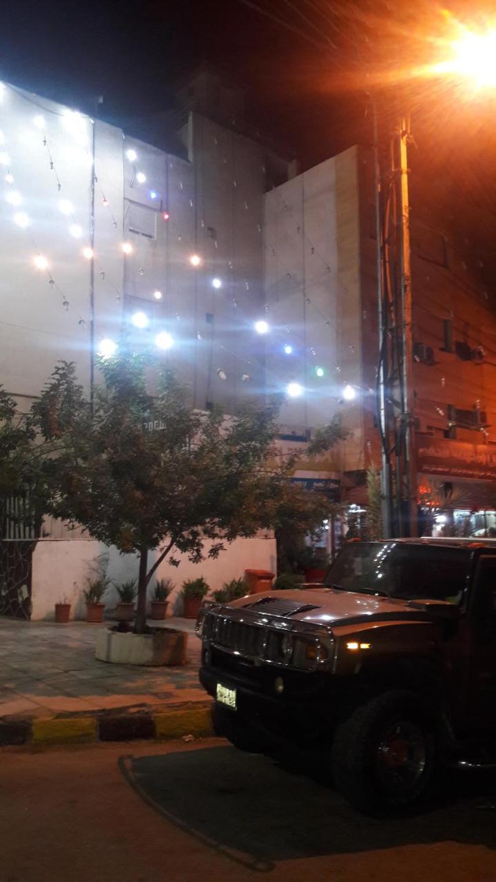 아즈 자르카 Al Seoudi Furnished Units 아파트 외부 사진