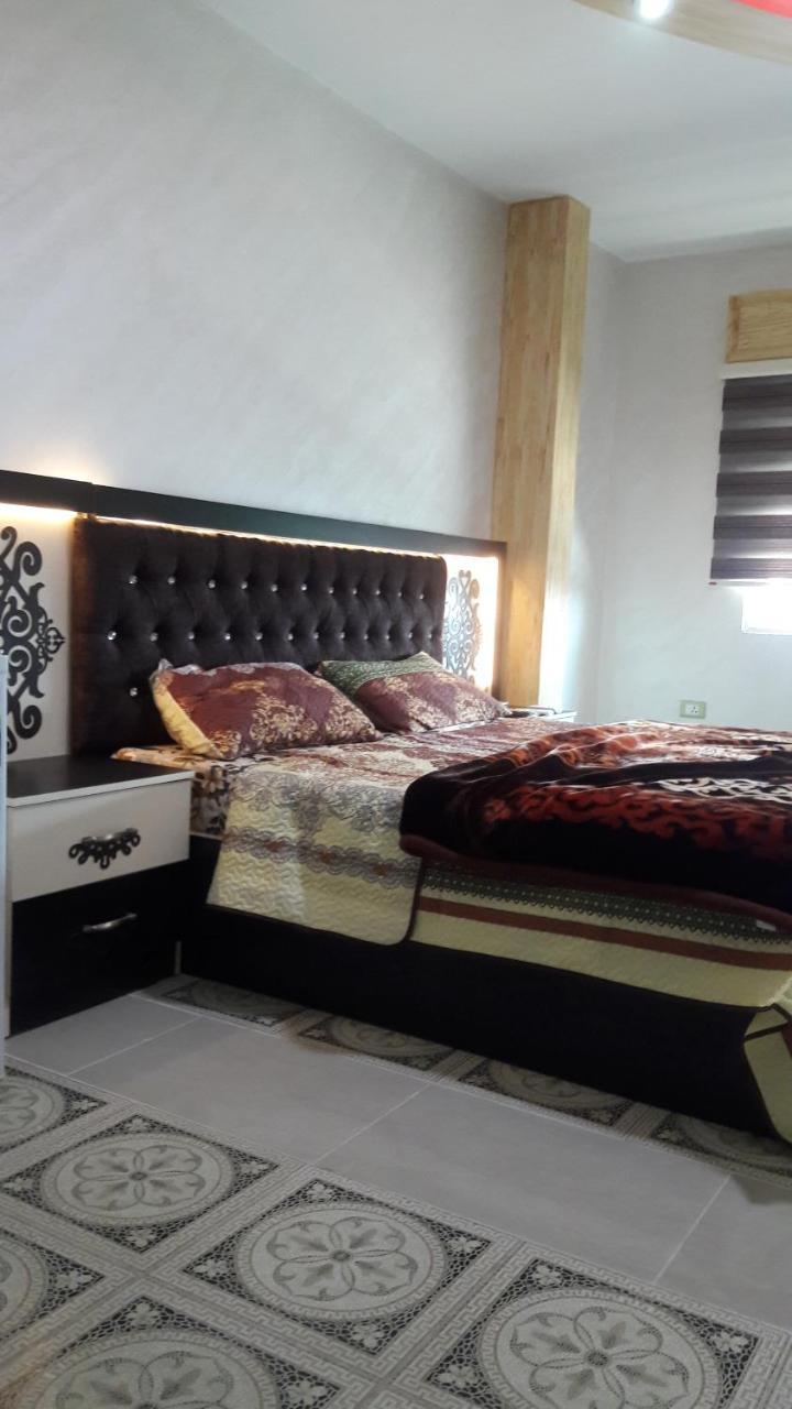 아즈 자르카 Al Seoudi Furnished Units 아파트 외부 사진
